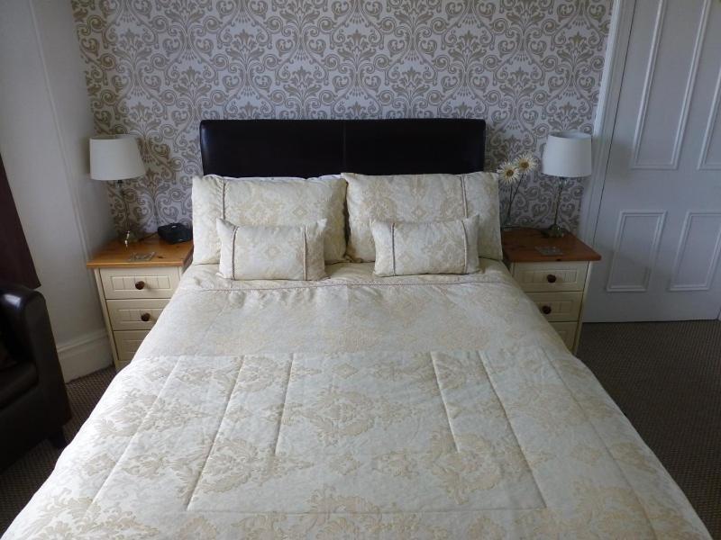 Bryn Derwen Guest House Конуи Екстериор снимка