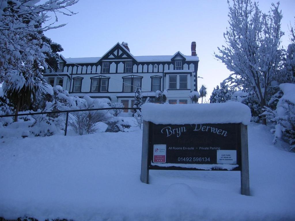 Bryn Derwen Guest House Конуи Екстериор снимка