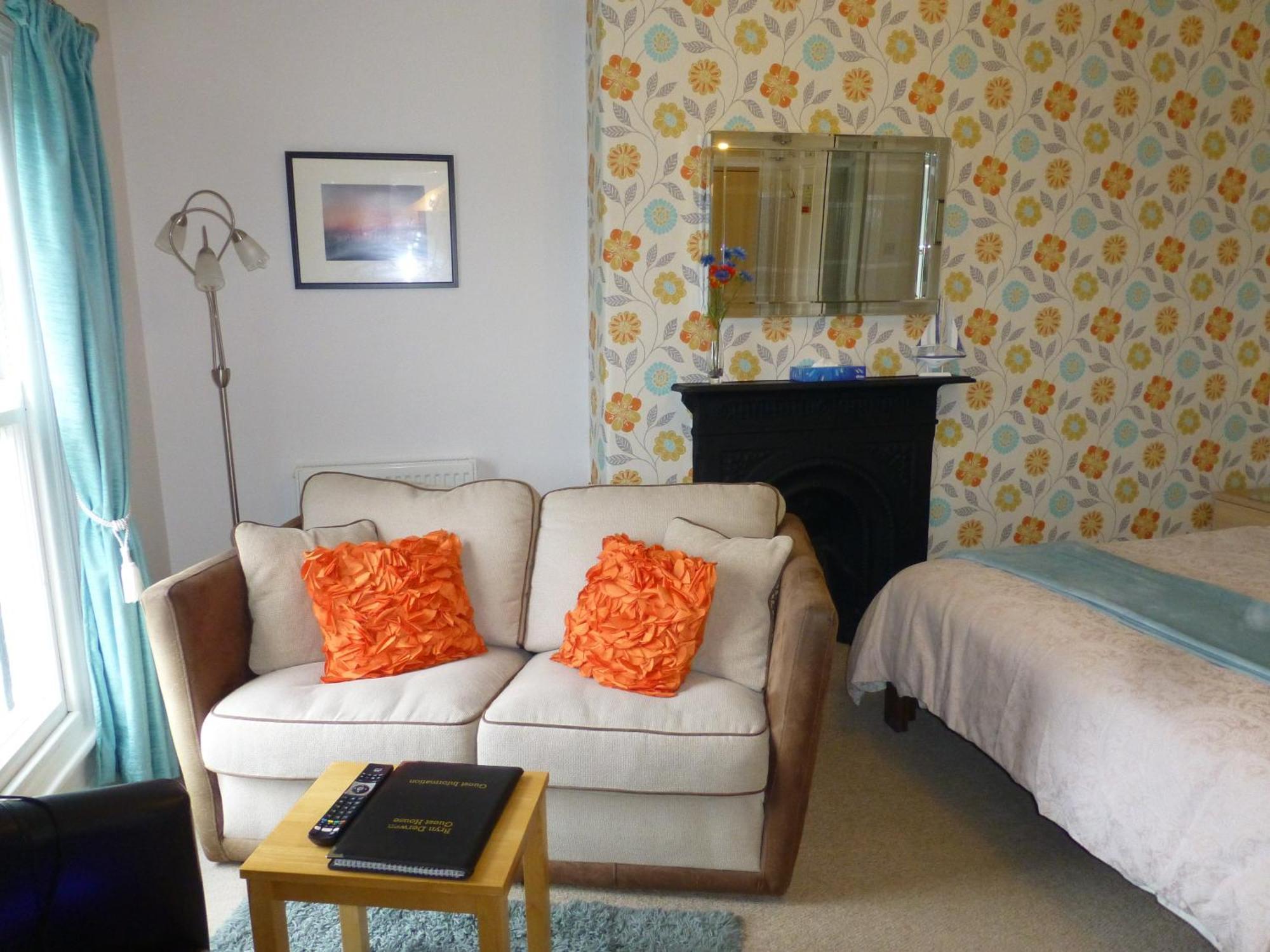 Bryn Derwen Guest House Конуи Екстериор снимка