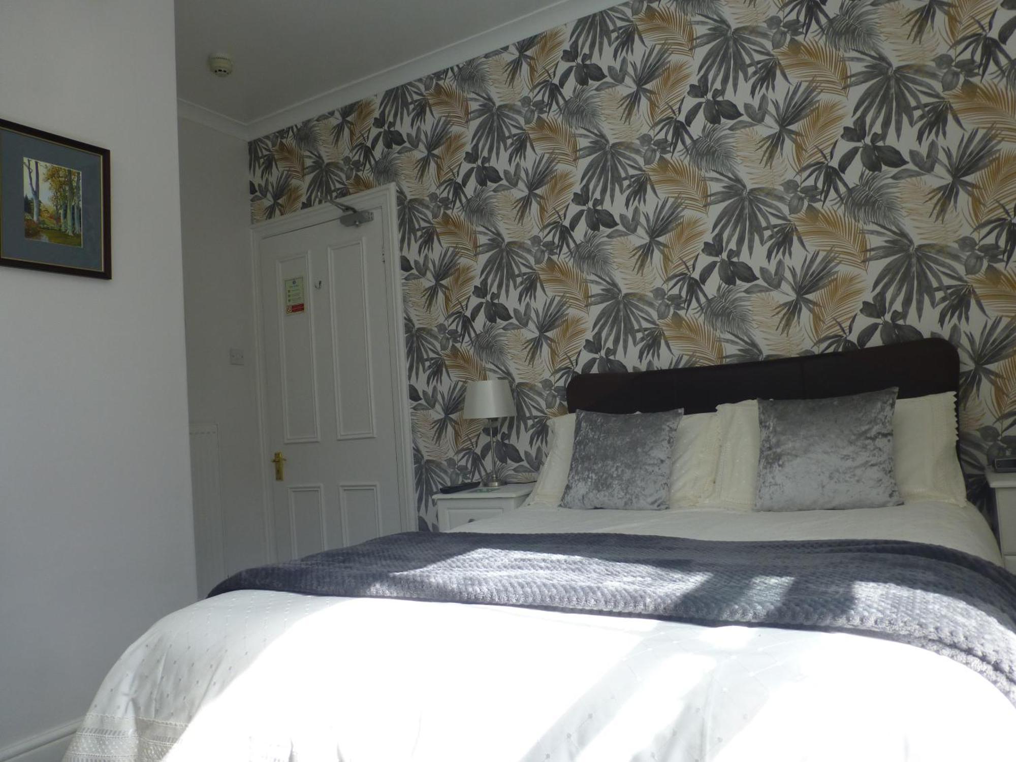 Bryn Derwen Guest House Конуи Стая снимка